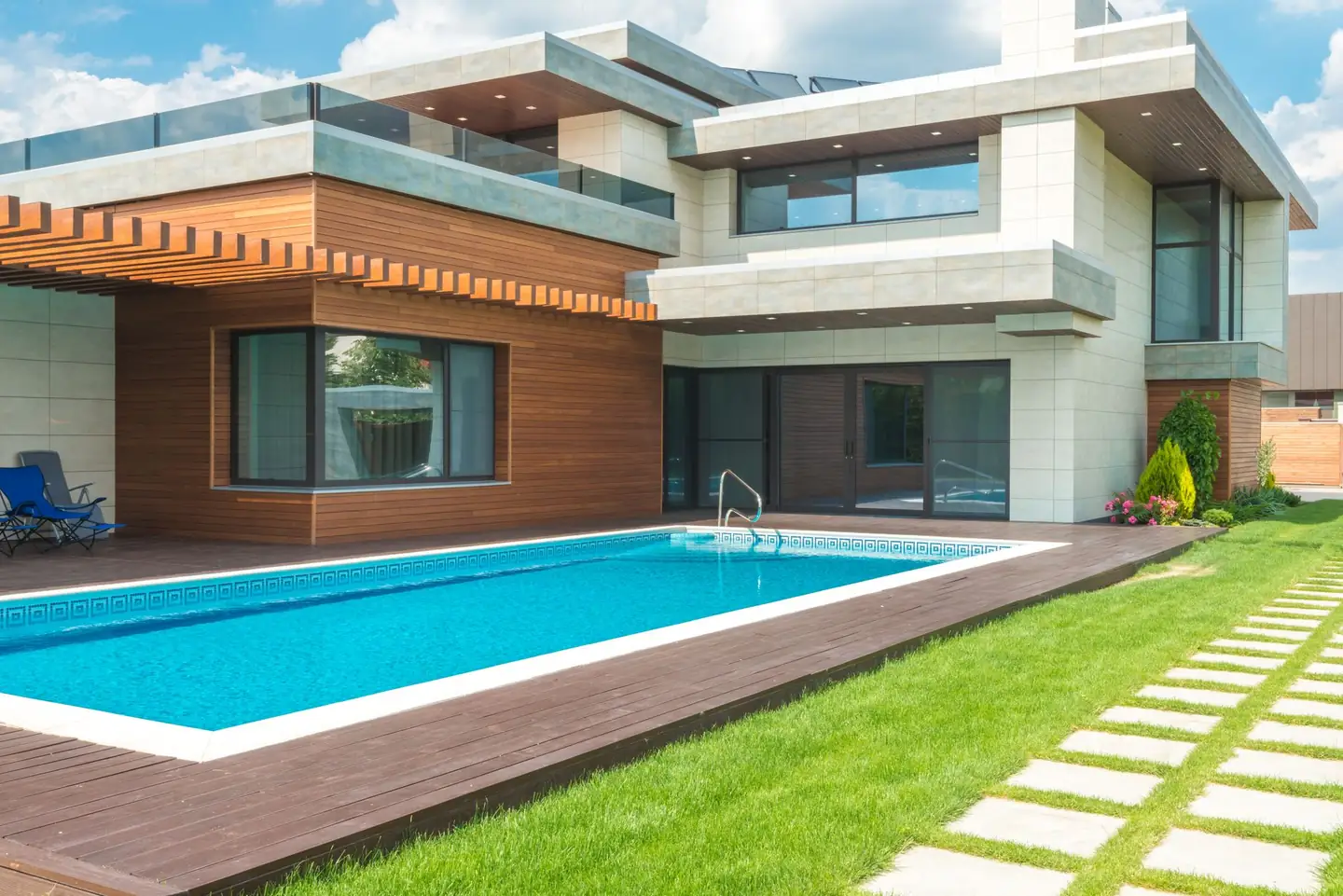 Swimming pool builders serving Penrith, NSW